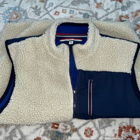 Tommy Hilfiger vest size XL unisex - Picture 3 of 9